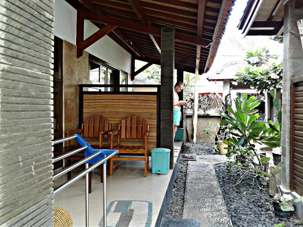 Malino Homestay Gili Trawangan Exteriör bild