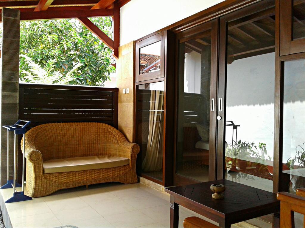 Malino Homestay Gili Trawangan Exteriör bild