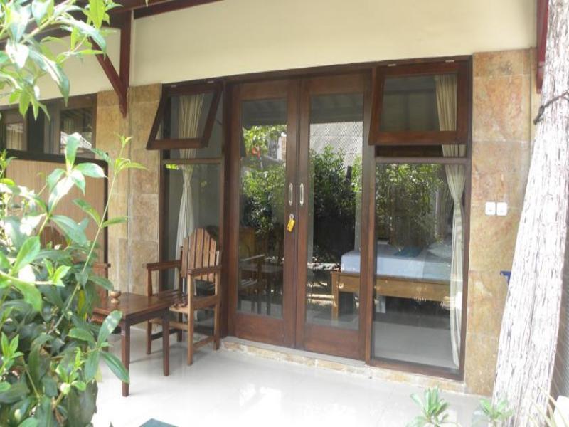 Malino Homestay Gili Trawangan Exteriör bild
