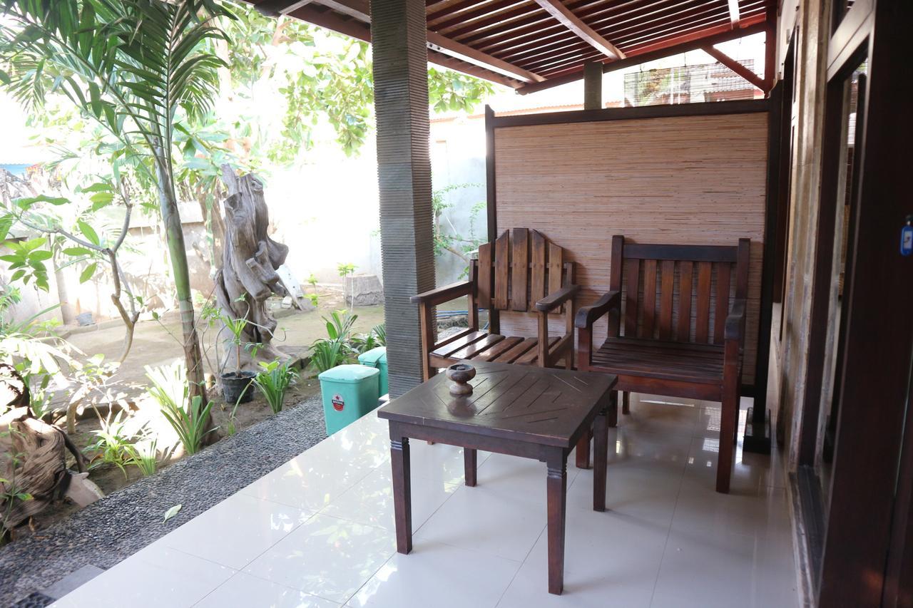 Malino Homestay Gili Trawangan Exteriör bild